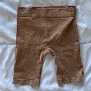Free people nude biker shorts (XS/S)